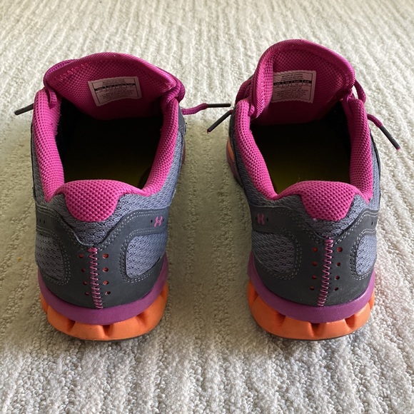 Under Armour Assert 2 Athletic Shoes - Picture 2 of 11